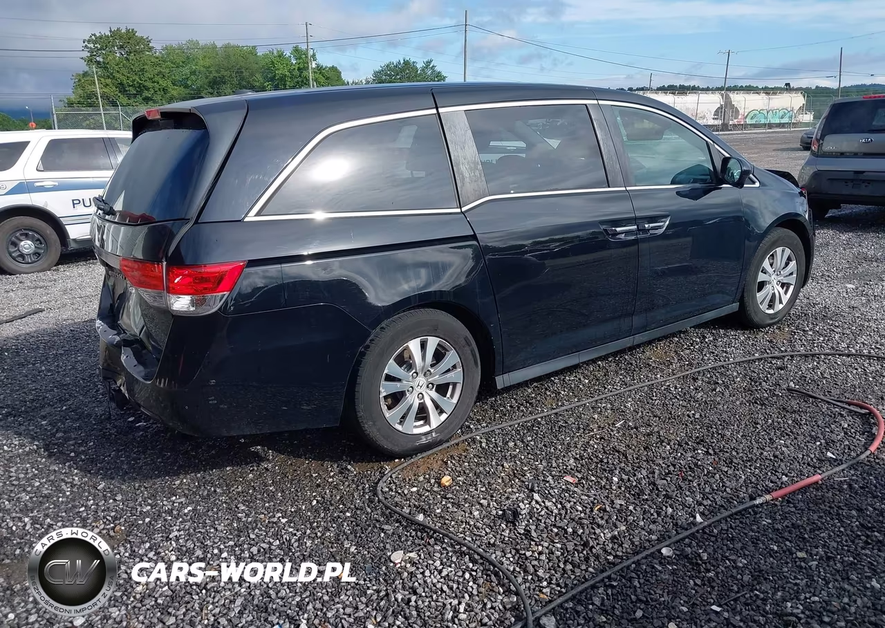 2015 Honda Odyssey Ex-L VIN:5FNRL5H6XFB072063 - 4