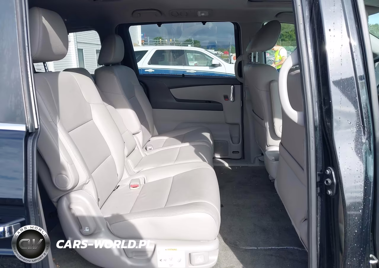 2015 Honda Odyssey Ex-L VIN:5FNRL5H6XFB072063 - 8