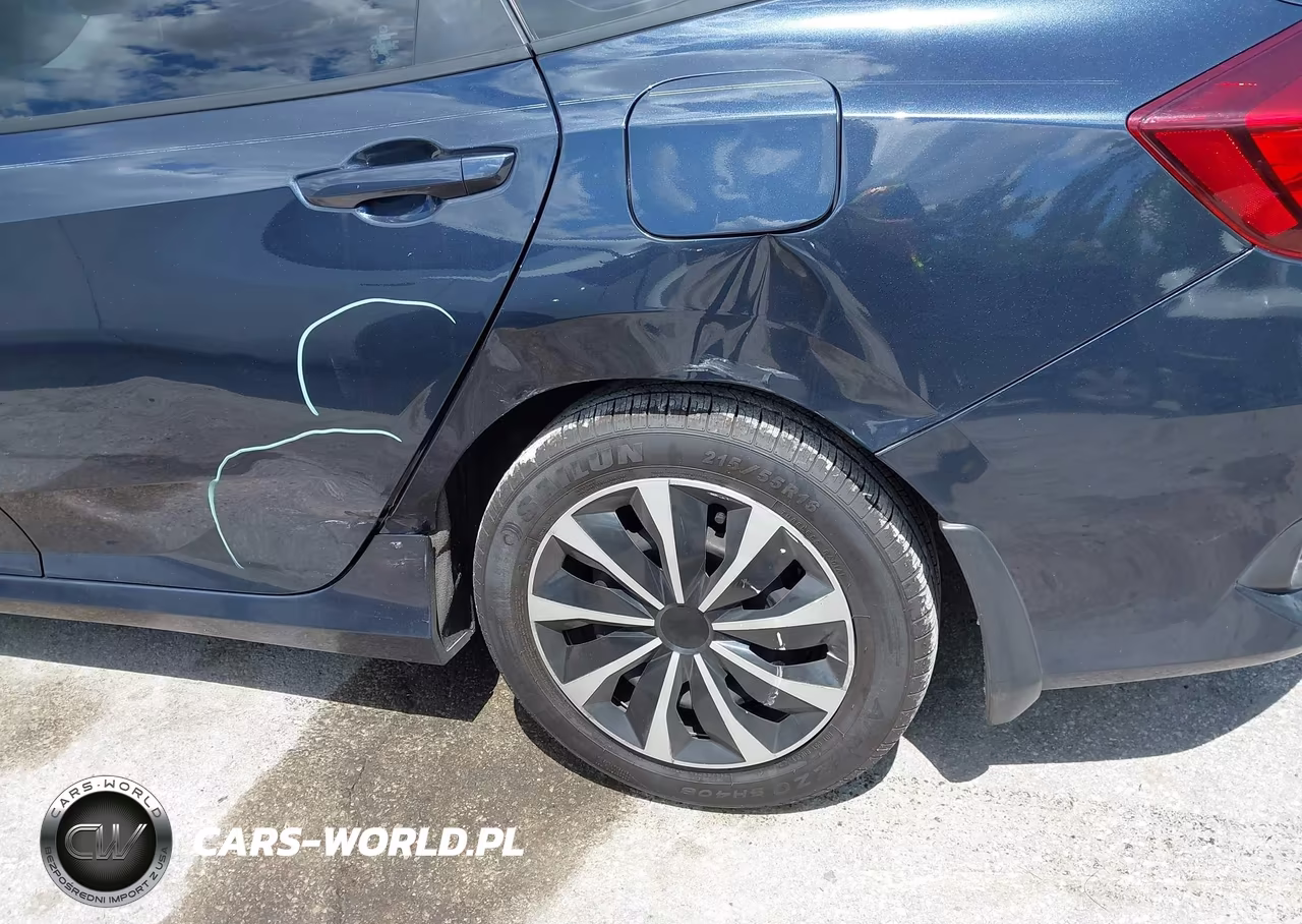2018 Honda Civic Lx VIN:19XFC2F50JE022640 - 6