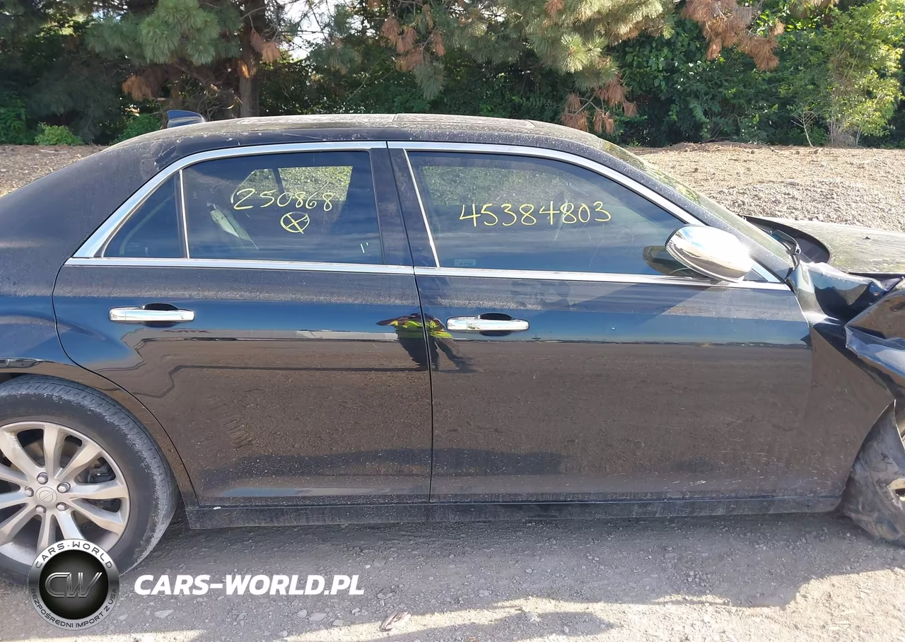 2018 Chrysler 300 Limited Awd VIN:2C3CCAKG1JH250868 - 13