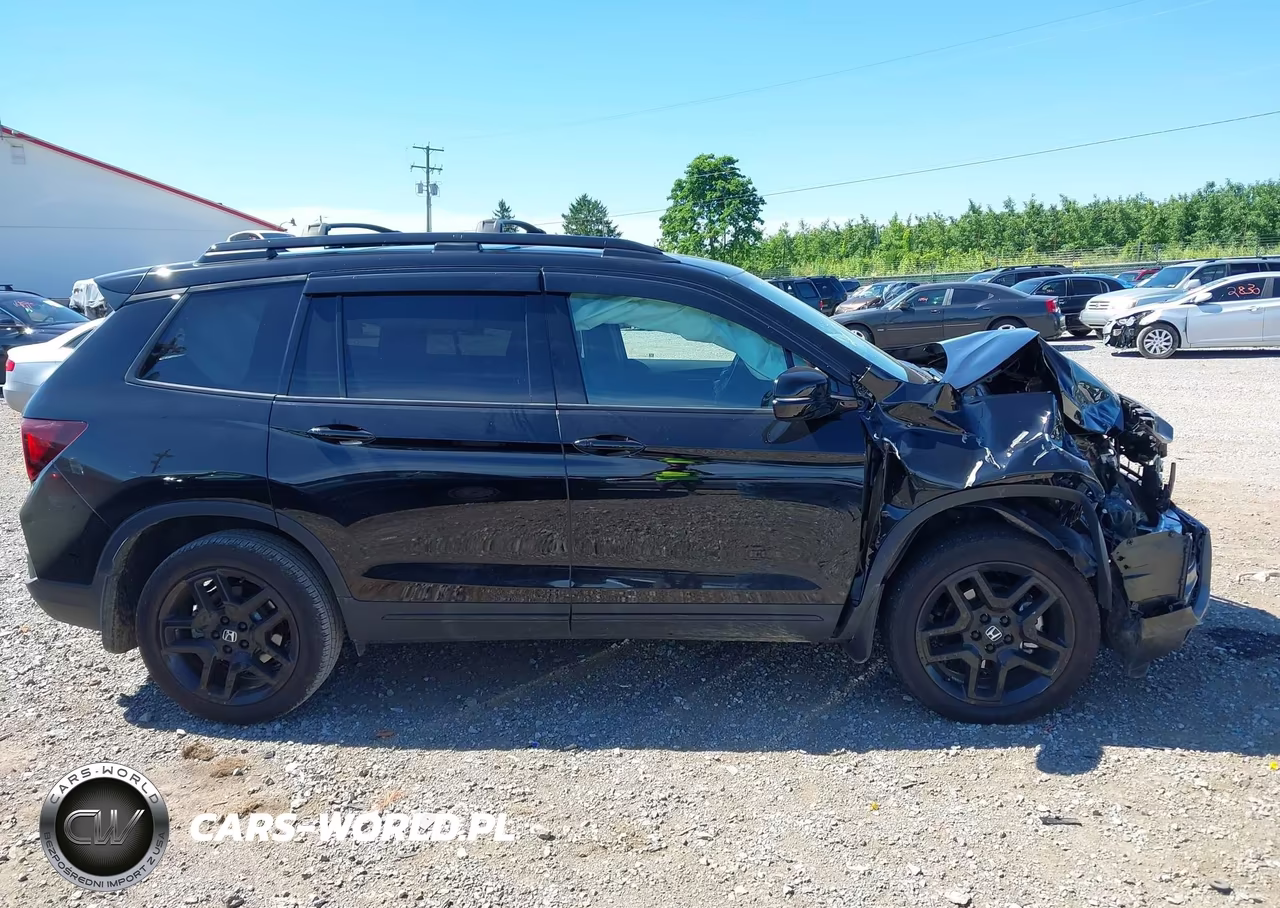 2025 Honda Passport Awd Black VIN:5FNYF8H86SB008005 - 13
