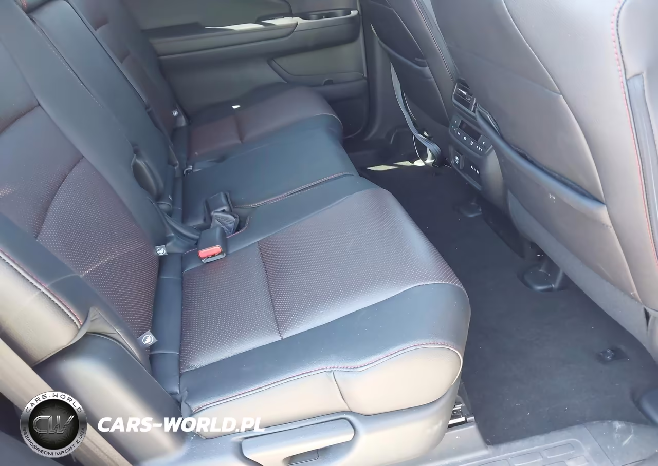 2025 Honda Passport Awd Black VIN:5FNYF8H86SB008005 - 8