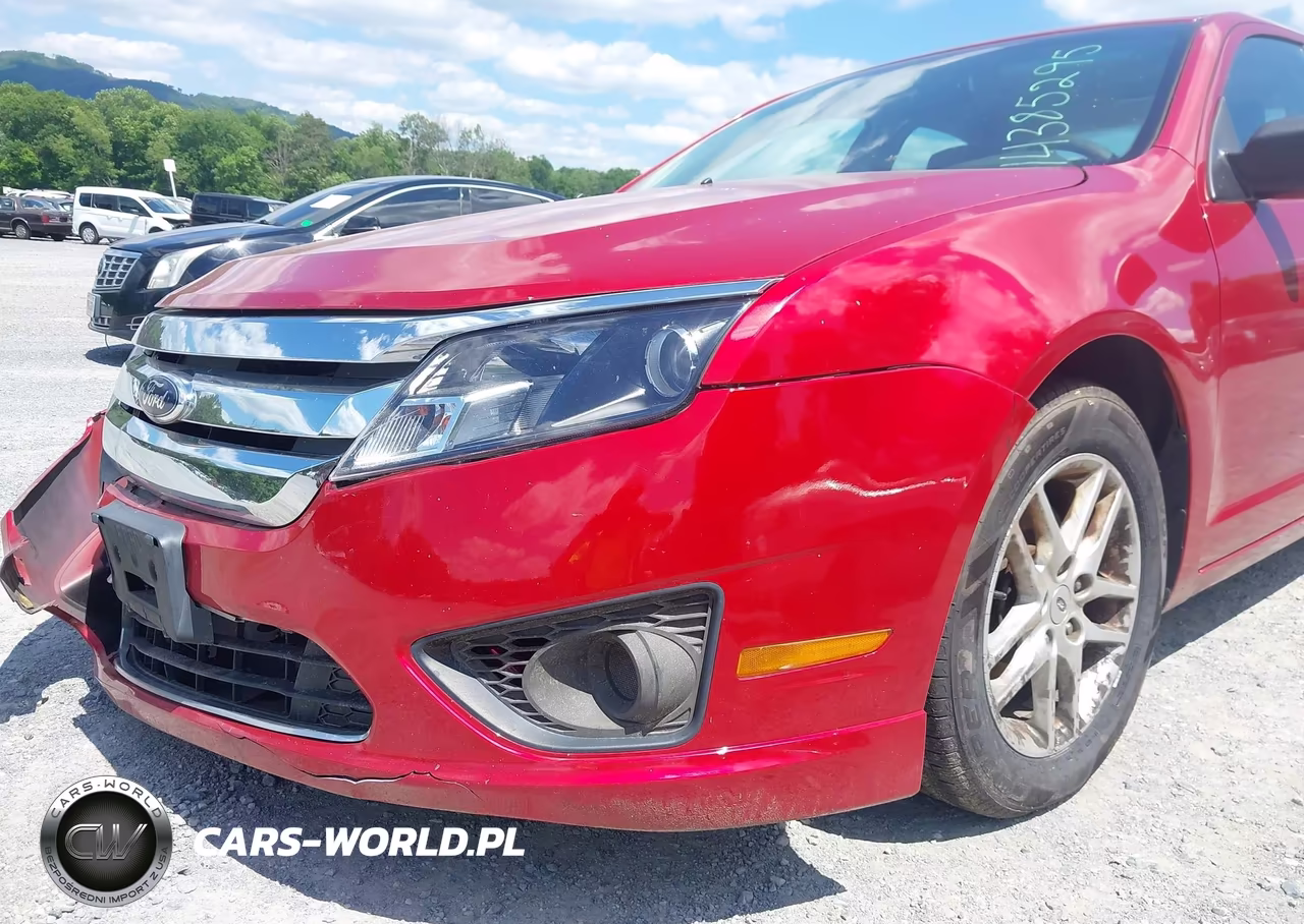 2012 Ford Fusion S VIN:3FAHP0GA1CR299179 - 12
