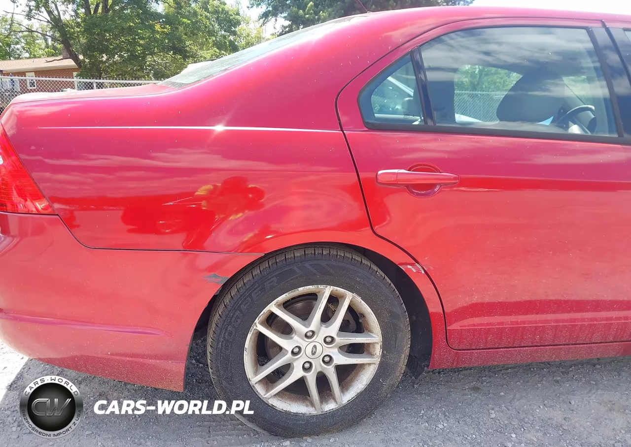 2012 Ford Fusion S VIN:3FAHP0GA1CR299179 - 15