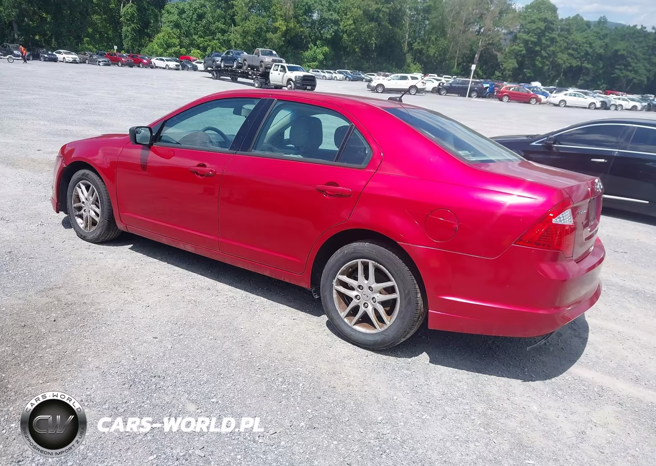 2012 Ford Fusion S VIN:3FAHP0GA1CR299179 - 3
