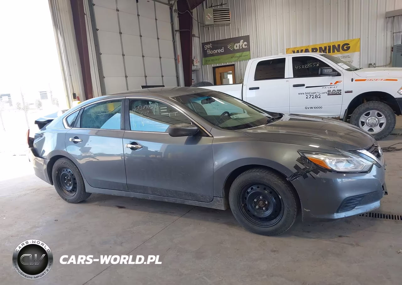 2018 Nissan Altima 2.5 S VIN:1N4AL3AP2JC236387 - 13