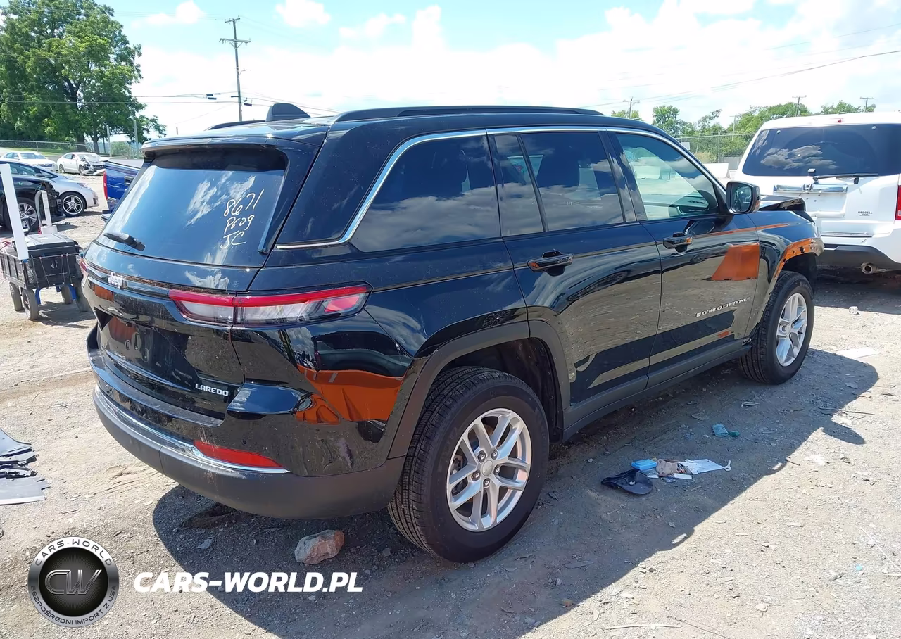 2025 Jeep Grand Cherokee Laredo X 4X2 VIN:1C4RJGAG7S8799580 - 4