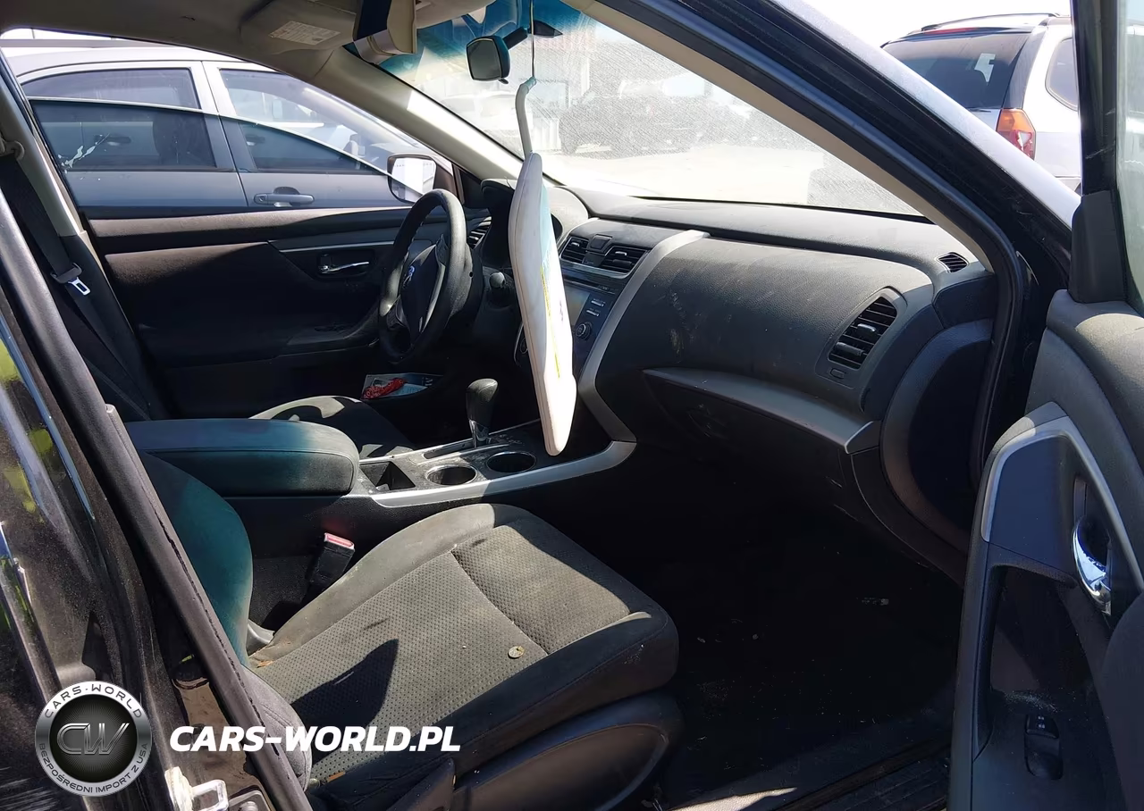 2015 Nissan Altima 2.5 S VIN:1N4AL3AP7FN357167 - 5