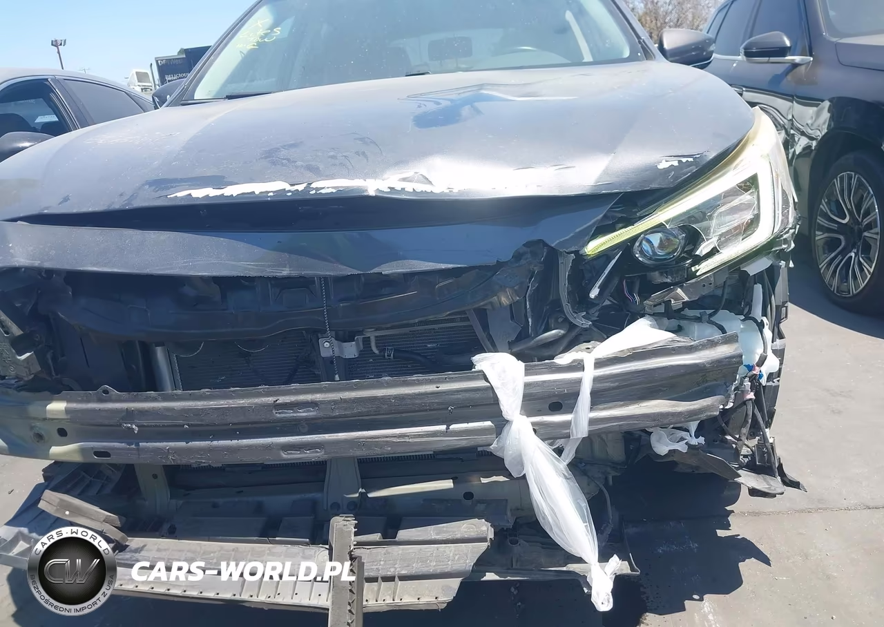 2020 Subaru Outback Limited VIN:4S4BTANC1L3103290 - 6