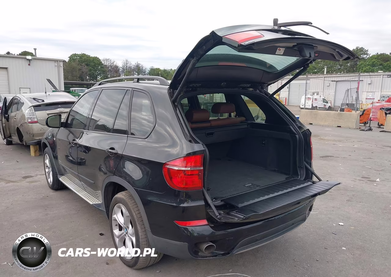 2012 BMW X5 xDrive35D VIN:5UXZW0C57CL672846 - 3