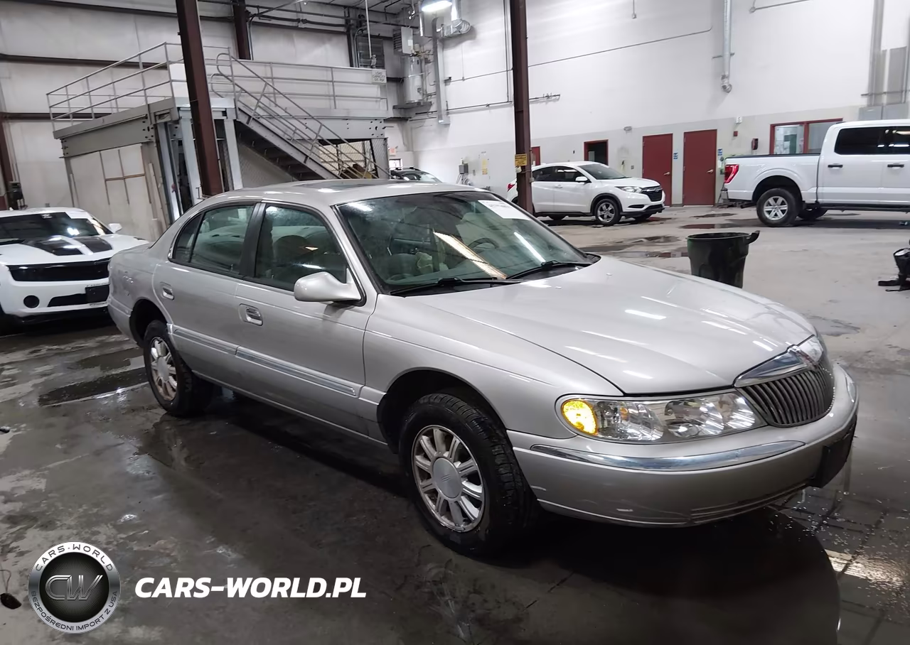 2002 Lincoln Continental