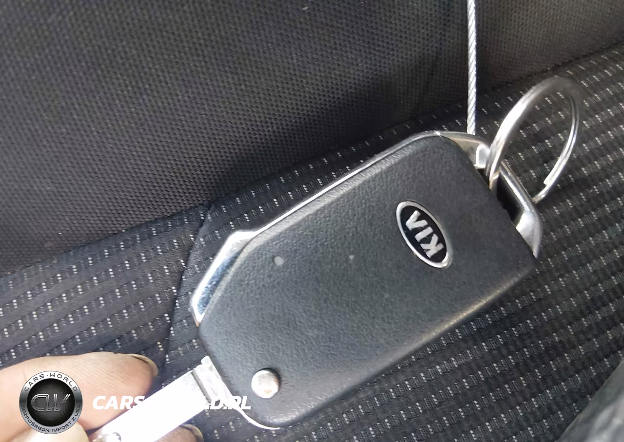 2019 Kia Forte Lxs VIN:3KPF24AD0KE076194 - 11