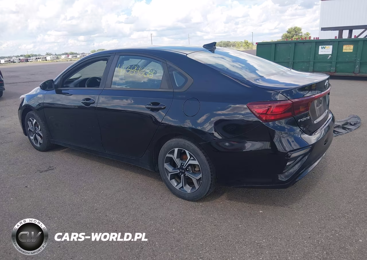 2019 Kia Forte Lxs VIN:3KPF24AD0KE076194 - 3