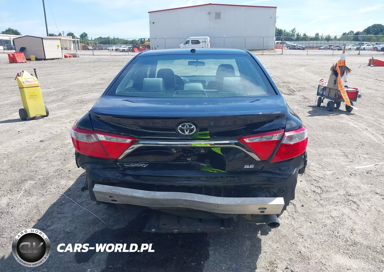 2016 Toyota Camry Se VIN:4T1BF1FK9GU130265 - 17