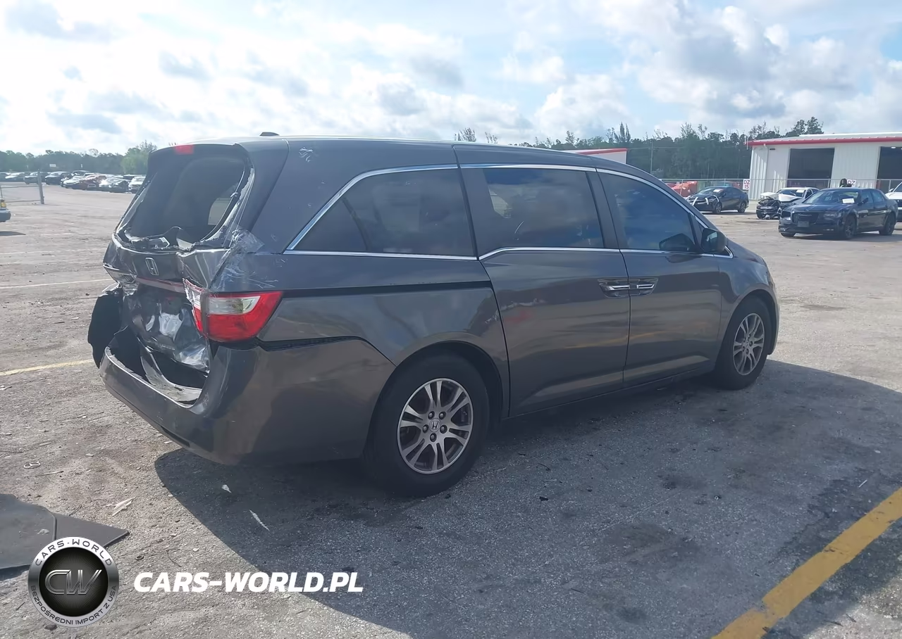 2013 Honda Odyssey Ex-L VIN:5FNRL5H62DB091042 - 4