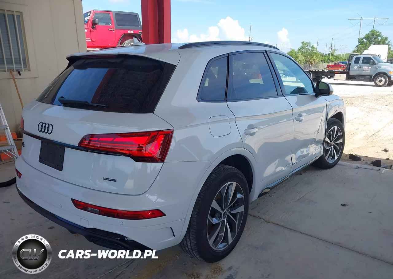2024 Audi Q5 Premium 45 Tfsi S Line Quattro VIN:WA1GAAFY2R2129934 - 4