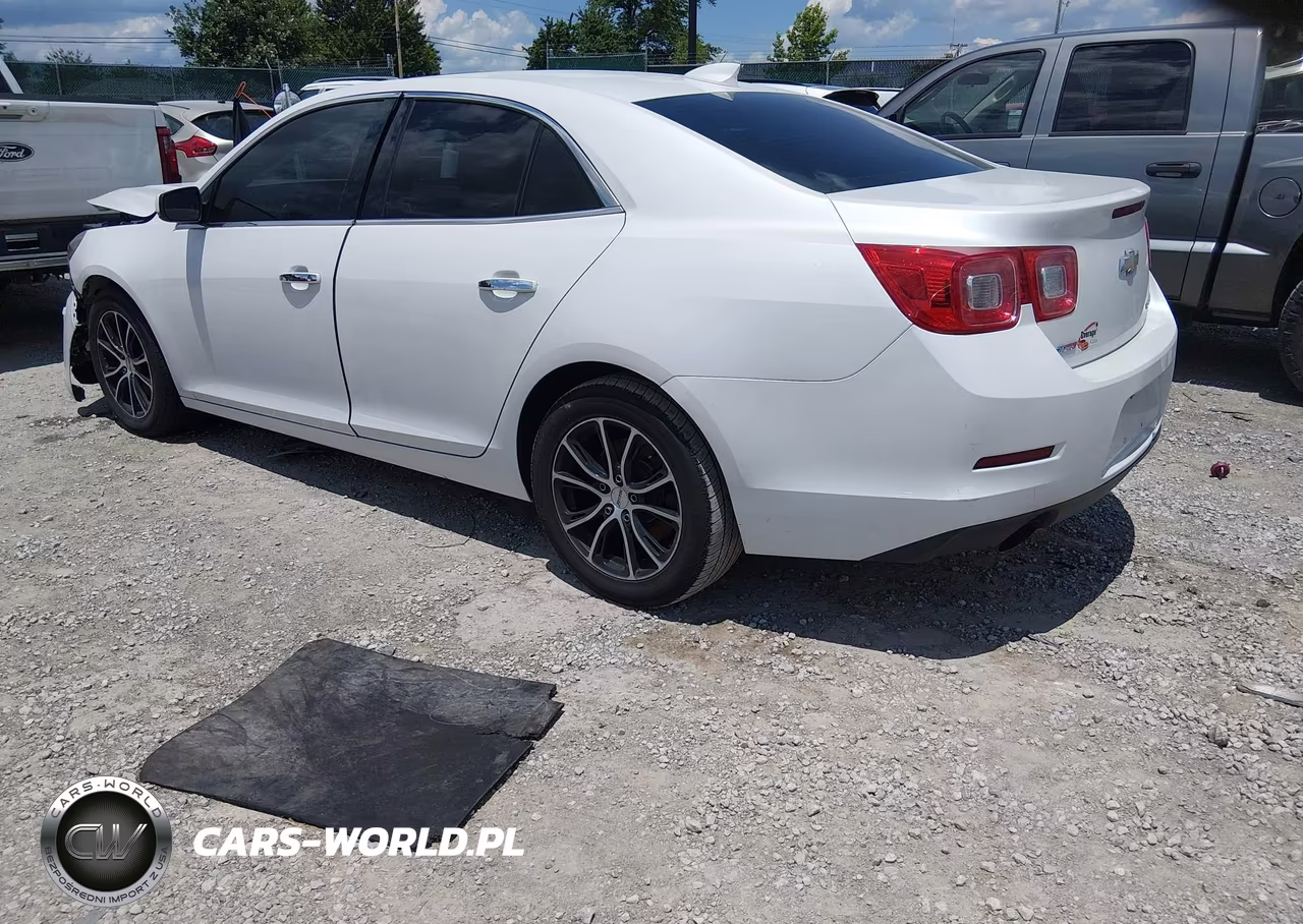 2015 Chevrolet Malibu 2Lz VIN:1G11G5SX8FF117752 - 3