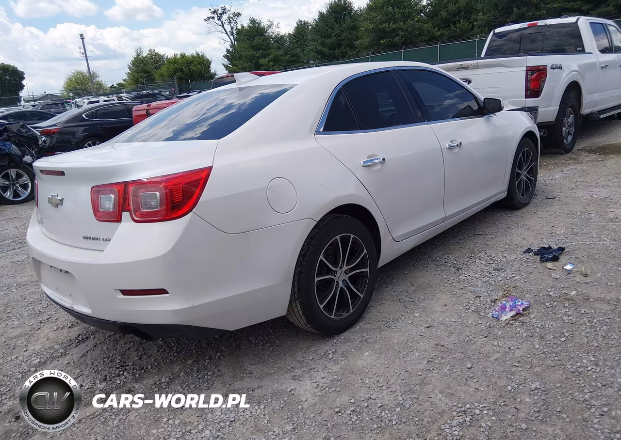 2015 Chevrolet Malibu 2Lz VIN:1G11G5SX8FF117752 - 4