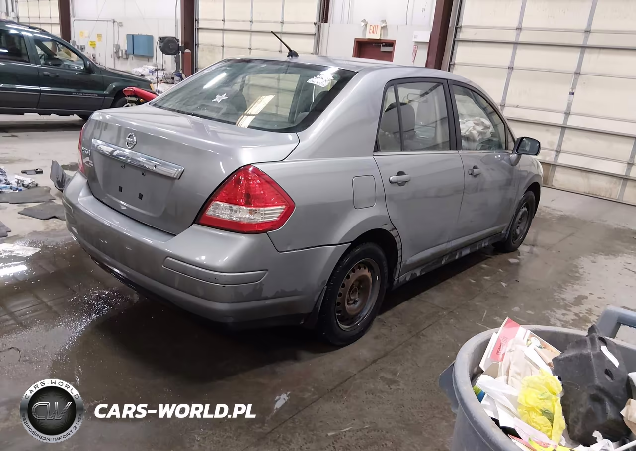 2009 Nissan Versa 1.8S VIN:3N1BC11EX9L385828 - 4