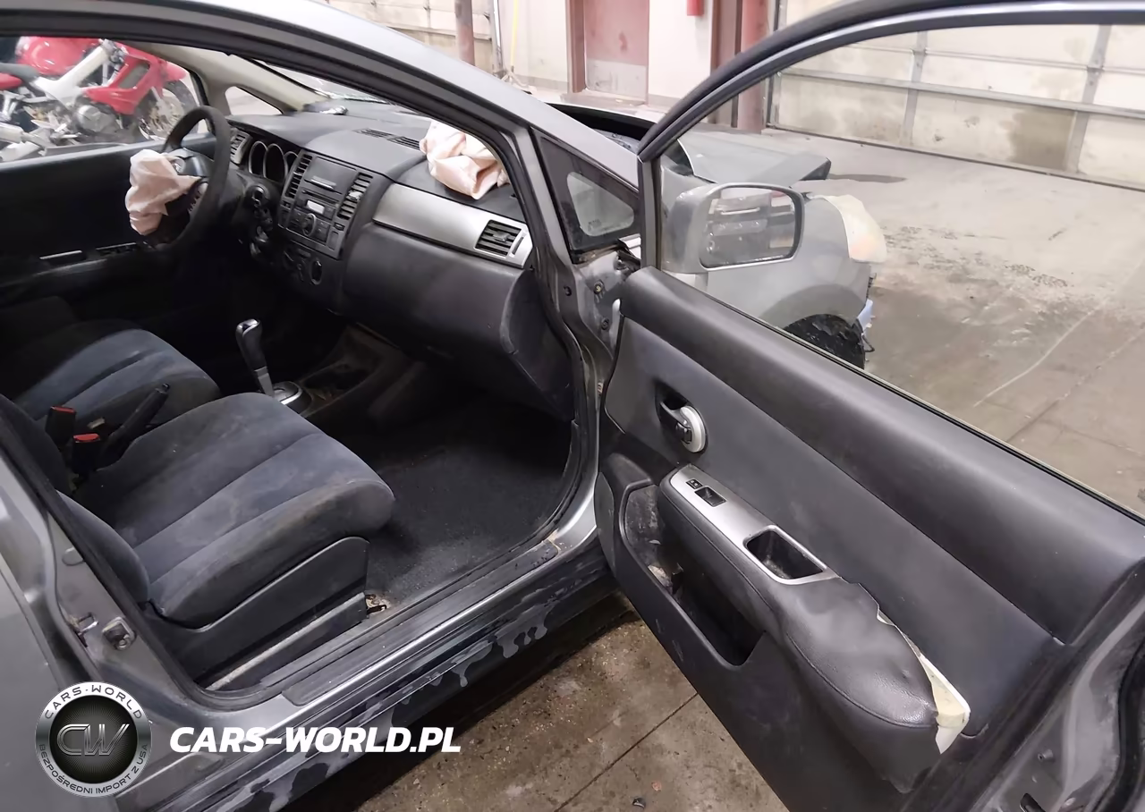 2009 Nissan Versa 1.8S VIN:3N1BC11EX9L385828 - 5
