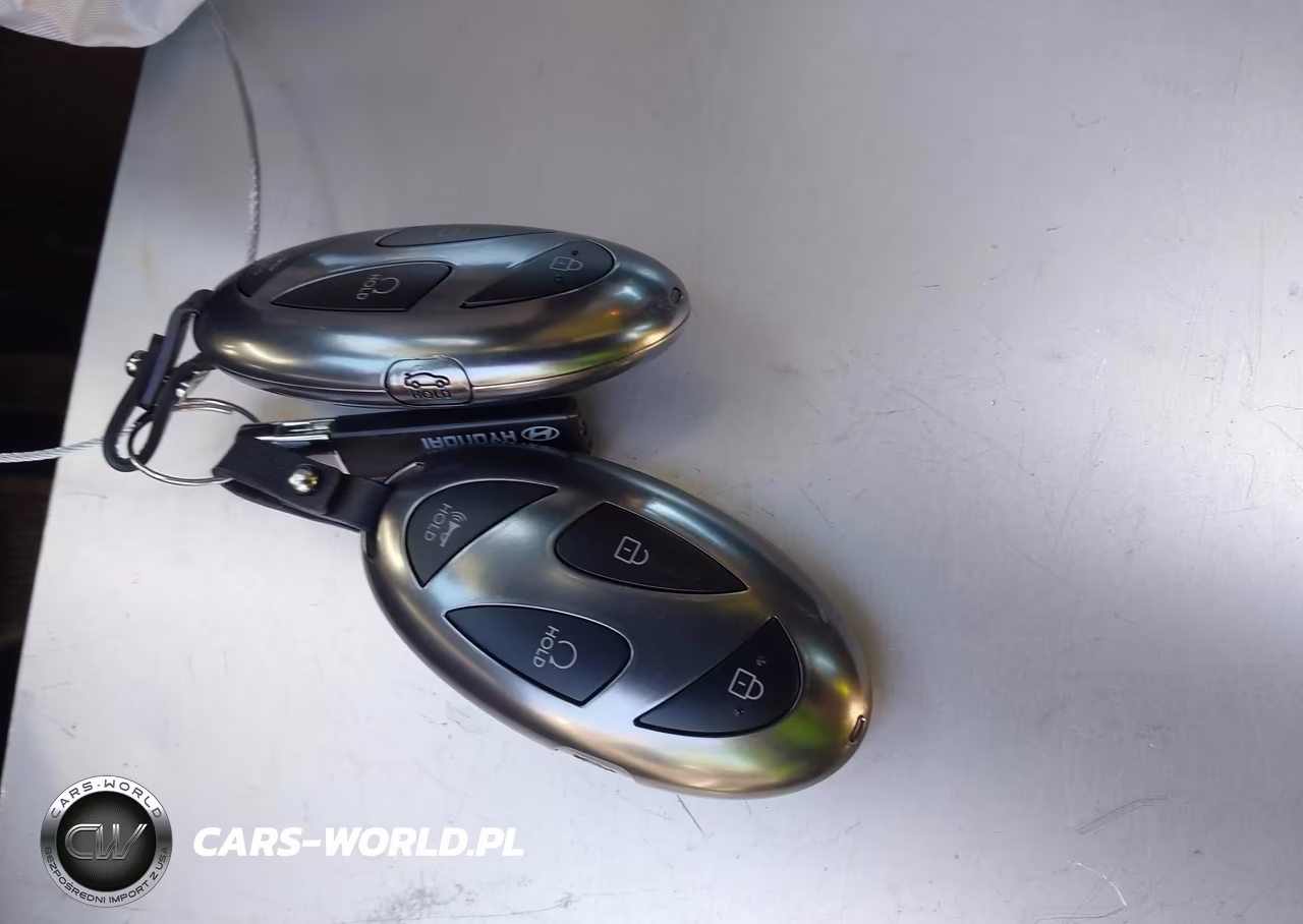 2026 Hyundai Elantra Hybrid Blue VIN:KMHLM4DJ4TU196819 - 11