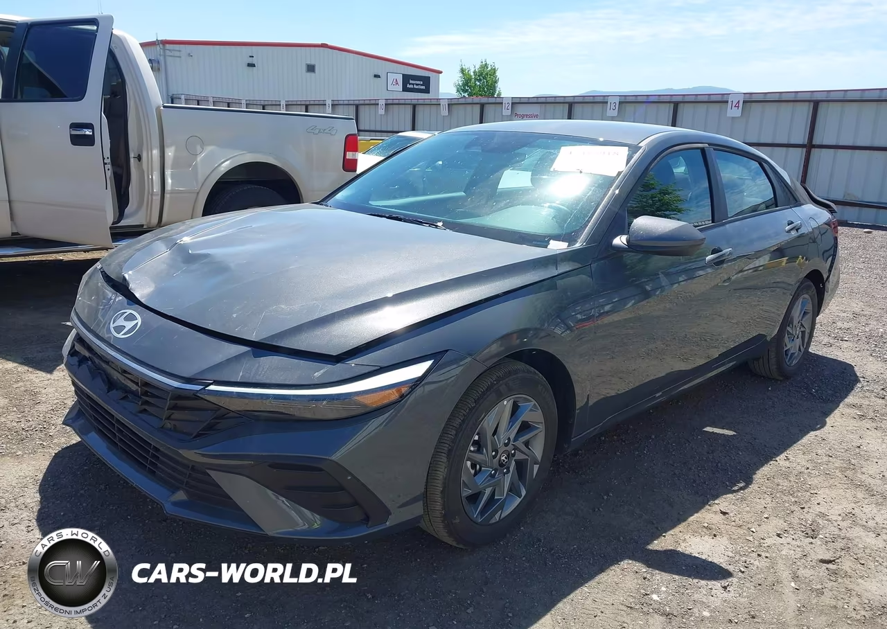 2026 Hyundai Elantra Hybrid Blue VIN:KMHLM4DJ4TU196819 - 2