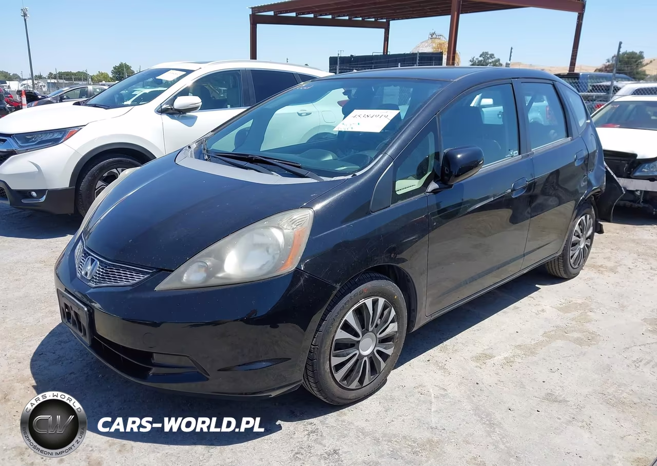 2013 Honda Fit VIN:JHMGE8H33DC048673 - 2