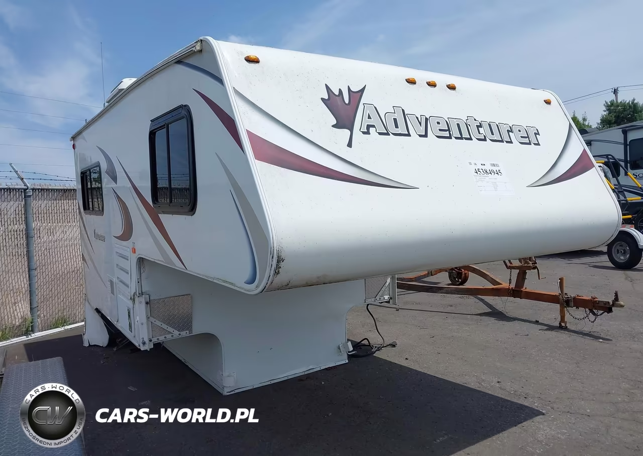 2014 Adventurer Truck Camper