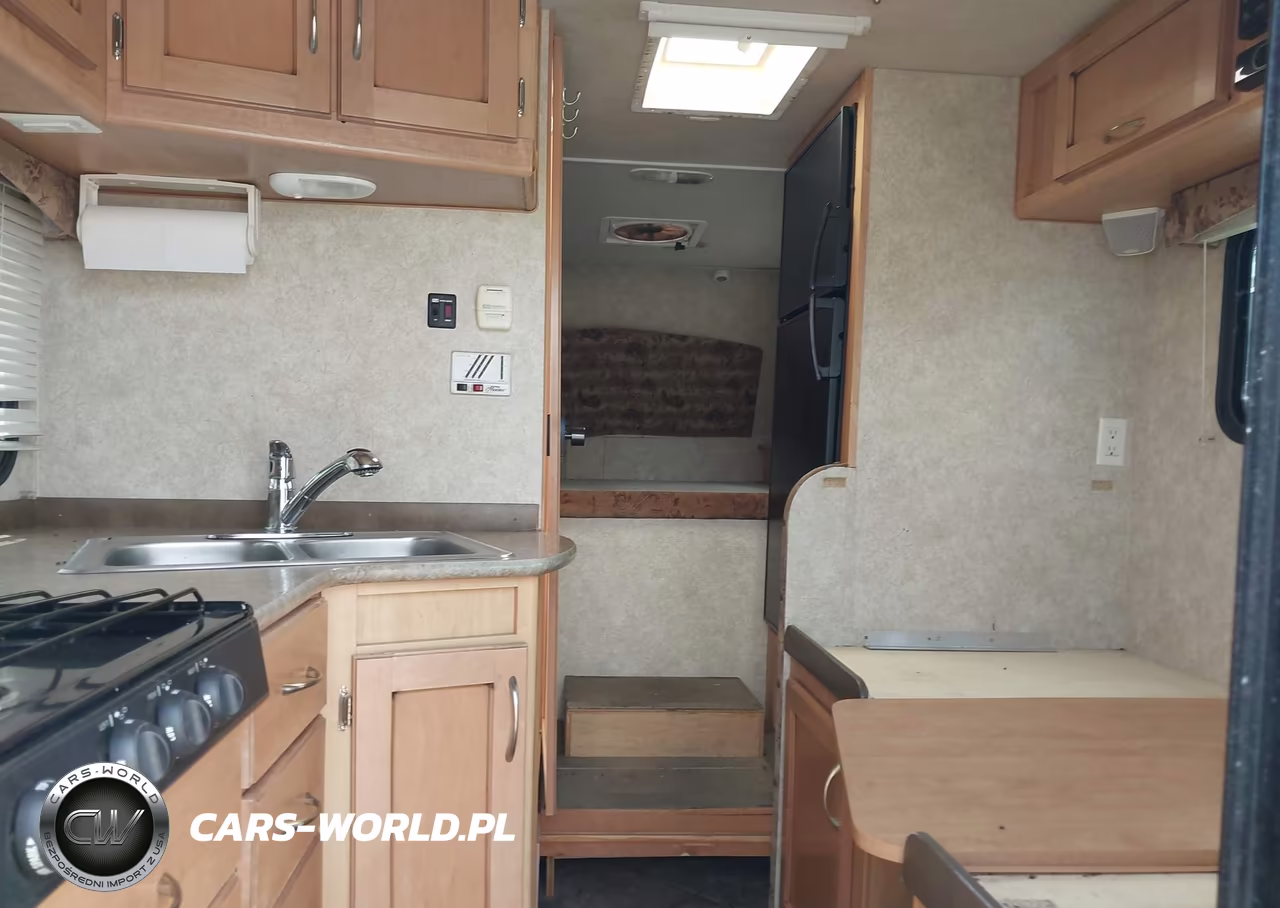 2014 Adventurer Truck Camper VIN:00000000000016979 - 5