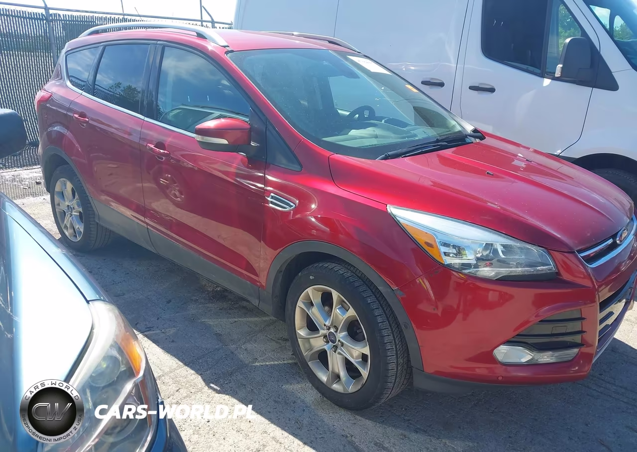 2014 Ford Escape Titanium – zdjęcie 1 z 11