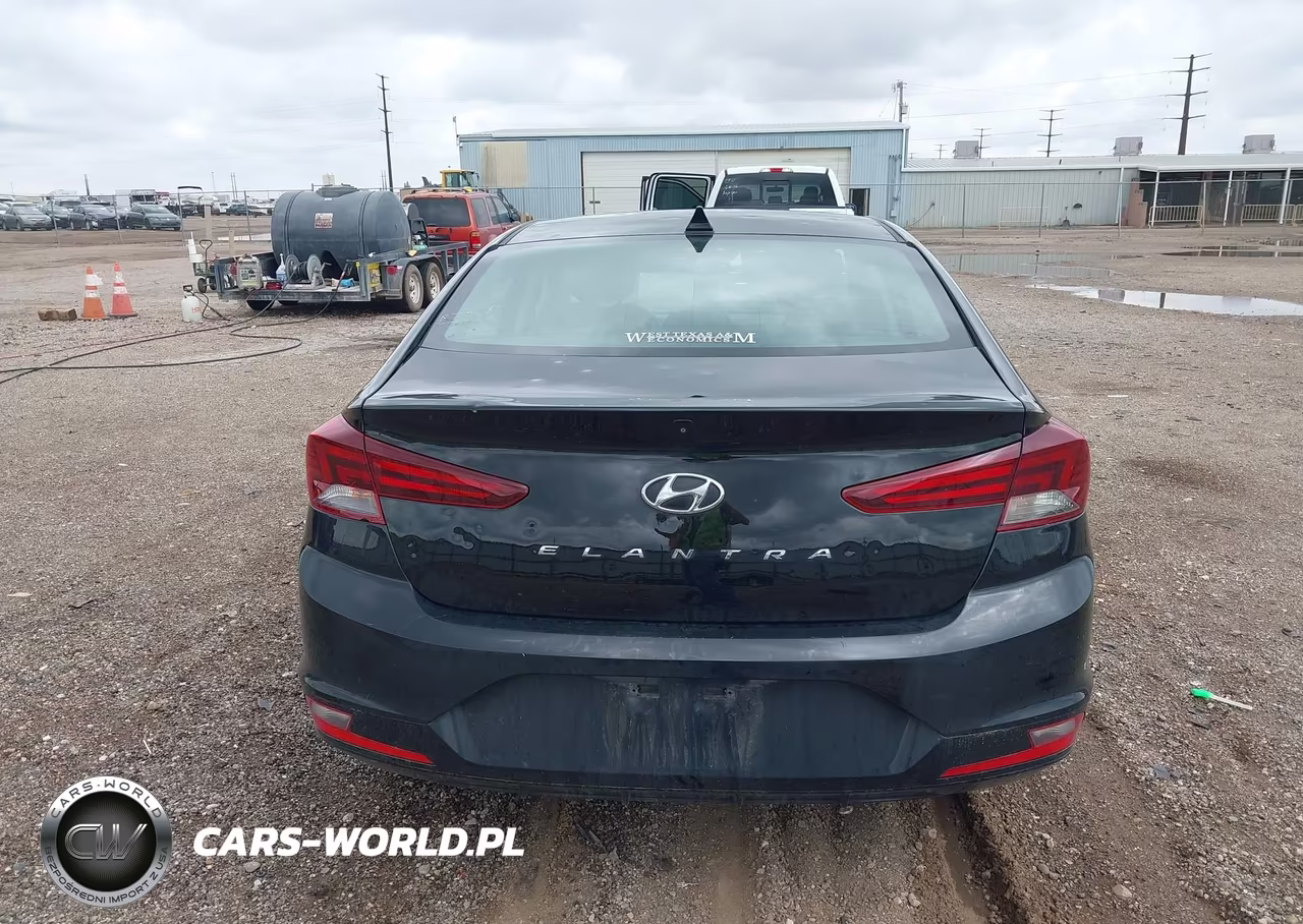 2019 Hyundai Elantra Value Edition VIN:5NPD84LF7KH429742 - 16
