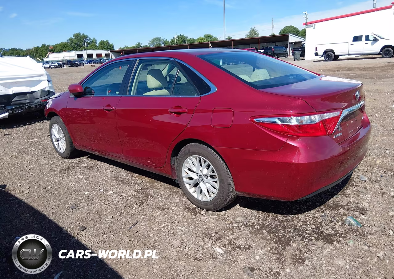 2016 Toyota Camry Le VIN:4T1BF1FK2GU598161 - 3