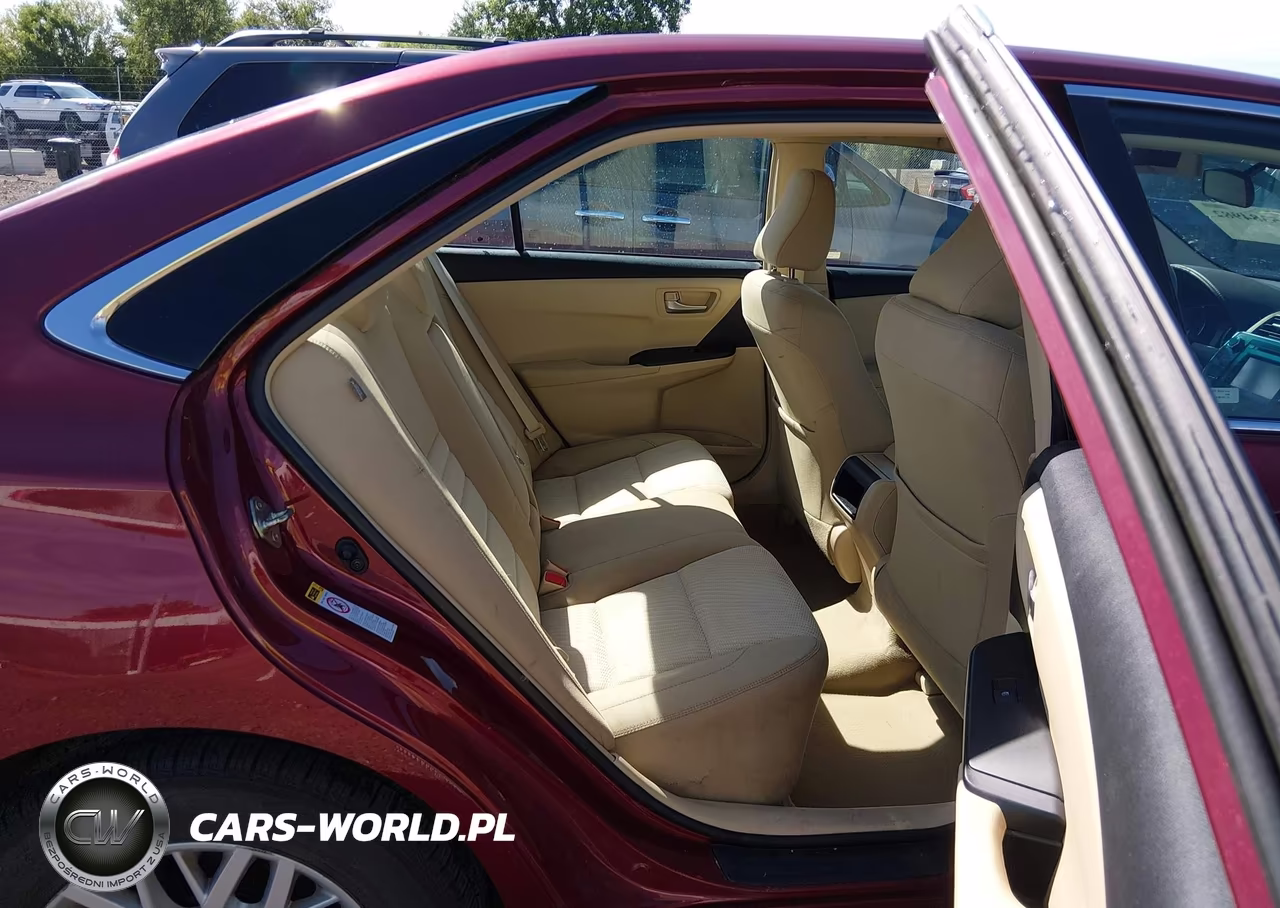 2016 Toyota Camry Le VIN:4T1BF1FK2GU598161 - 8