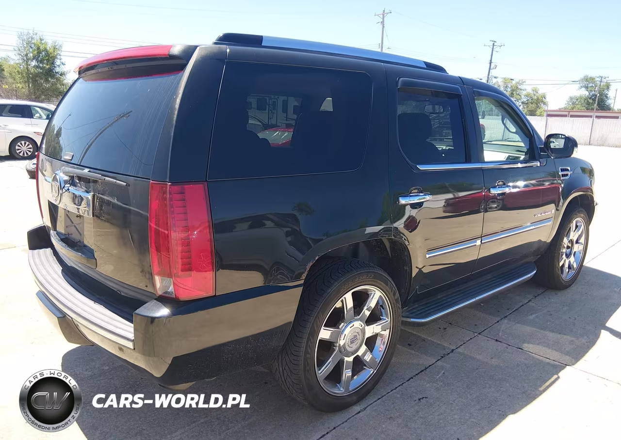 2009 Cadillac Escalade Standard VIN:1GYFK13249R250156 - 4