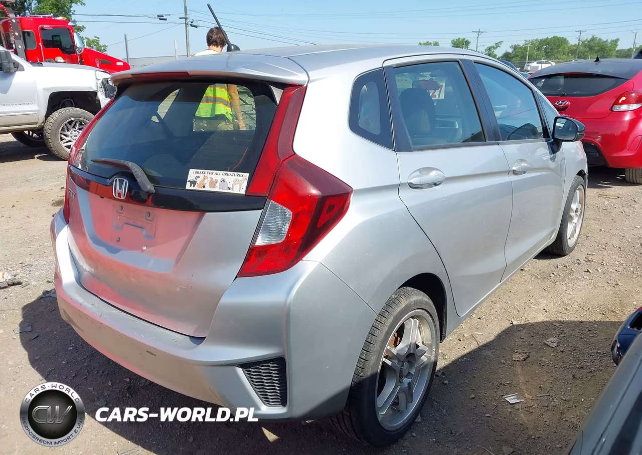 2016 Honda Fit Lx VIN:JHMGK5H51GX021042 - 4