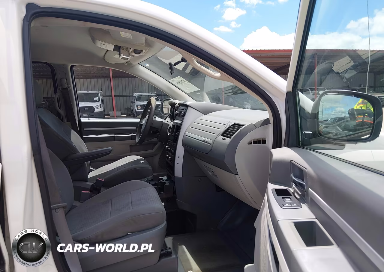 2010 Dodge Grand Caravan Se VIN:2D4RN4DE0AR296587 - 5