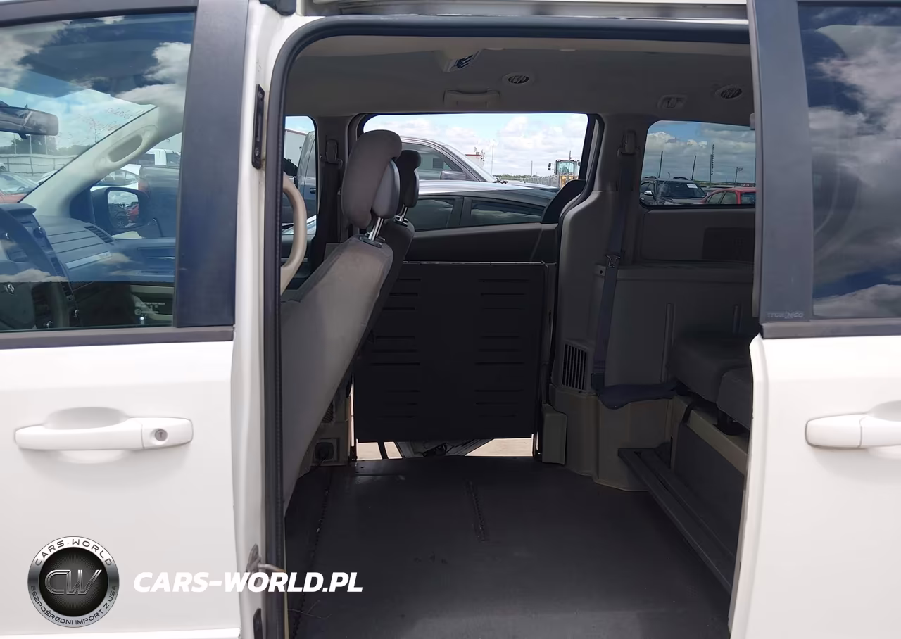 2010 Dodge Grand Caravan Se VIN:2D4RN4DE0AR296587 - 8