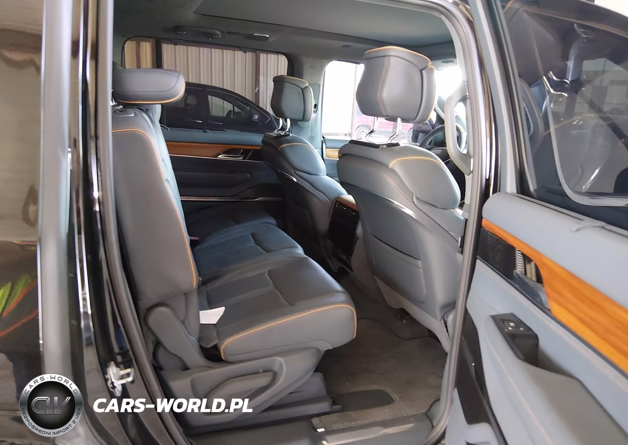 2022 Jeep Grand Wagoneer Series Ii 4X4 VIN:1C4SJVFJ8NS117405 - 8