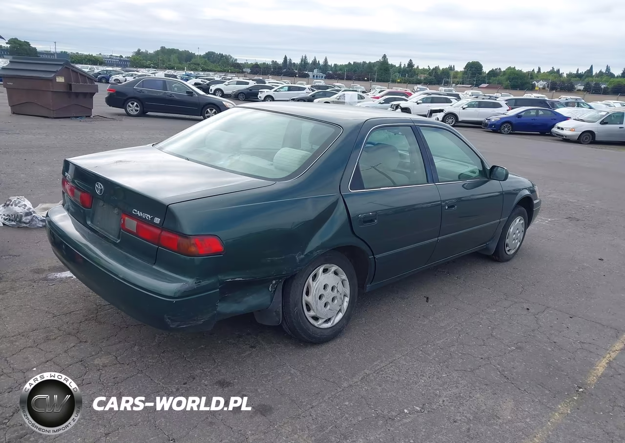 1999 Toyota Camry Le VIN:4T1BG22K3XU495453 - 4