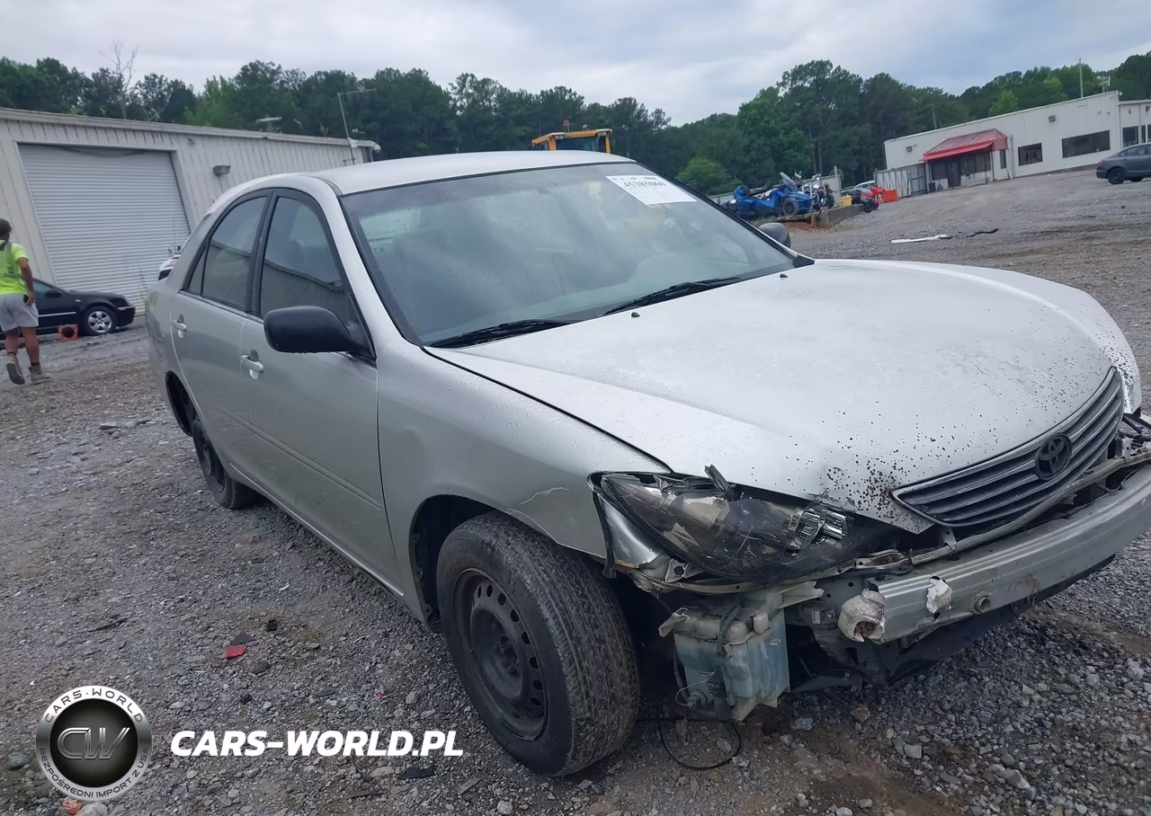 2005 Toyota Camry Std – zdjęcie 1 z 16