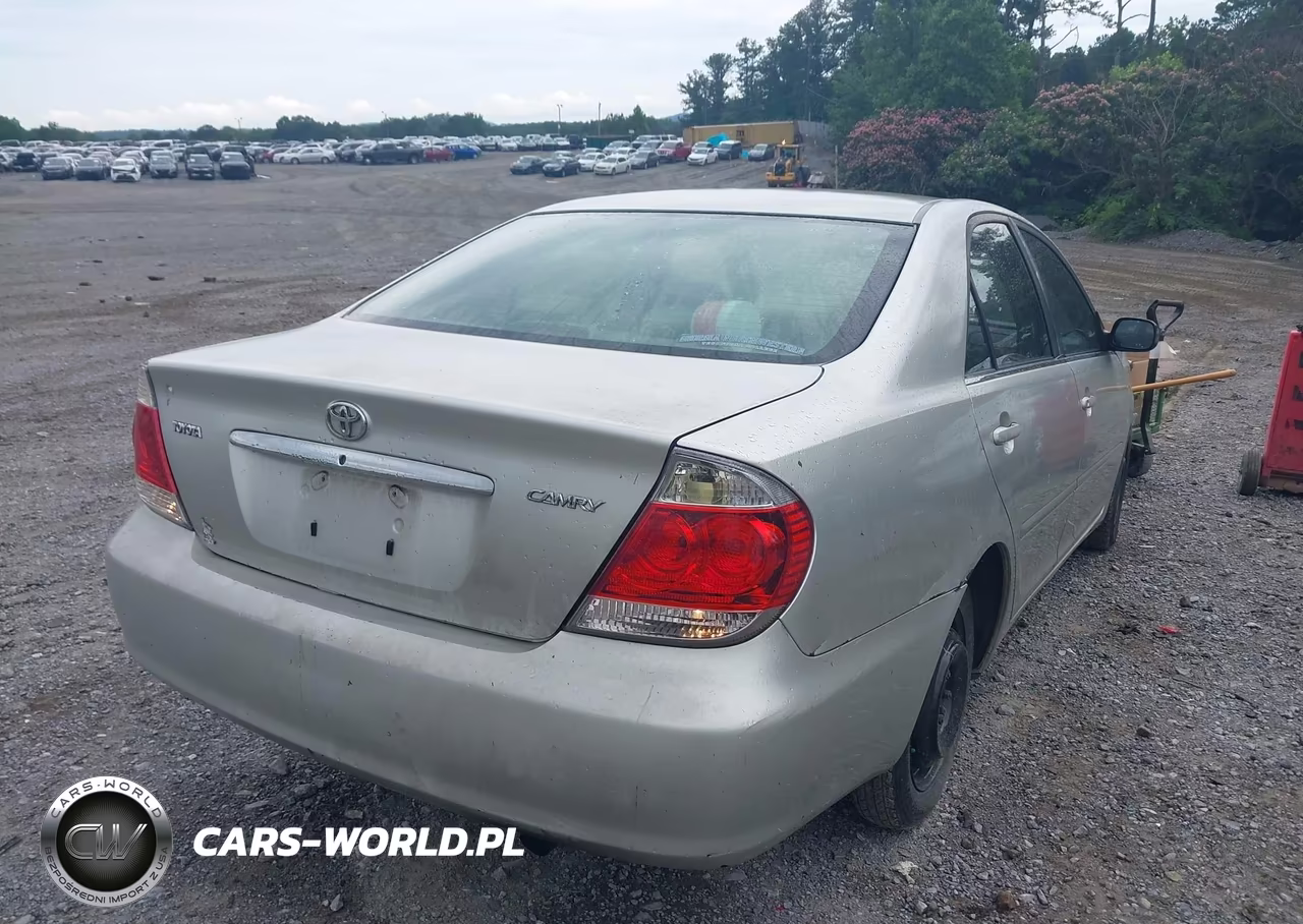 2005 Toyota Camry Std VIN:JTDBE32KX50312909 - 4