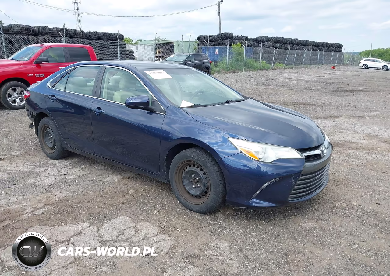 2016 Toyota Camry Le