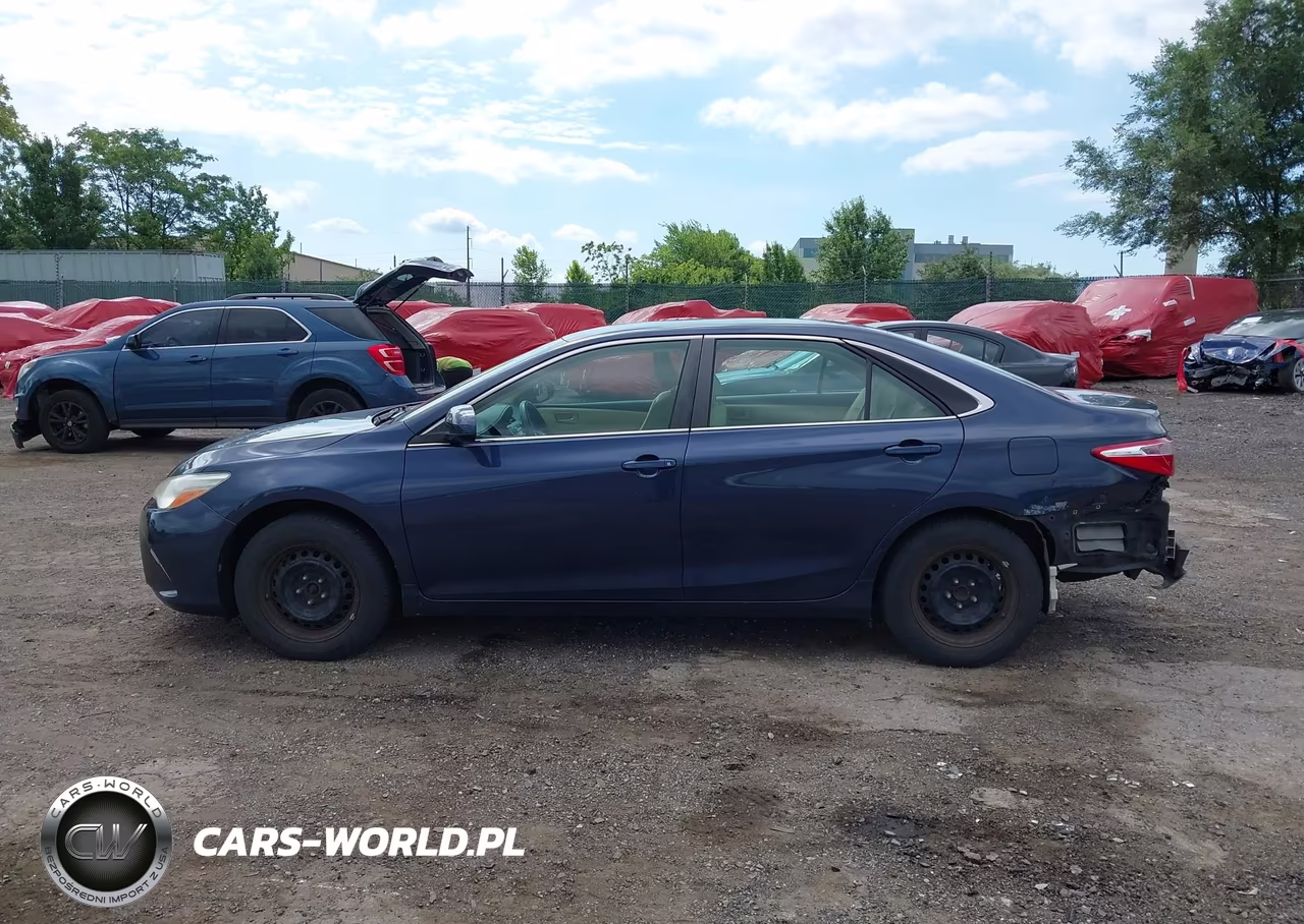 2016 Toyota Camry Le VIN:4T4BF1FK9GR542322 - 14