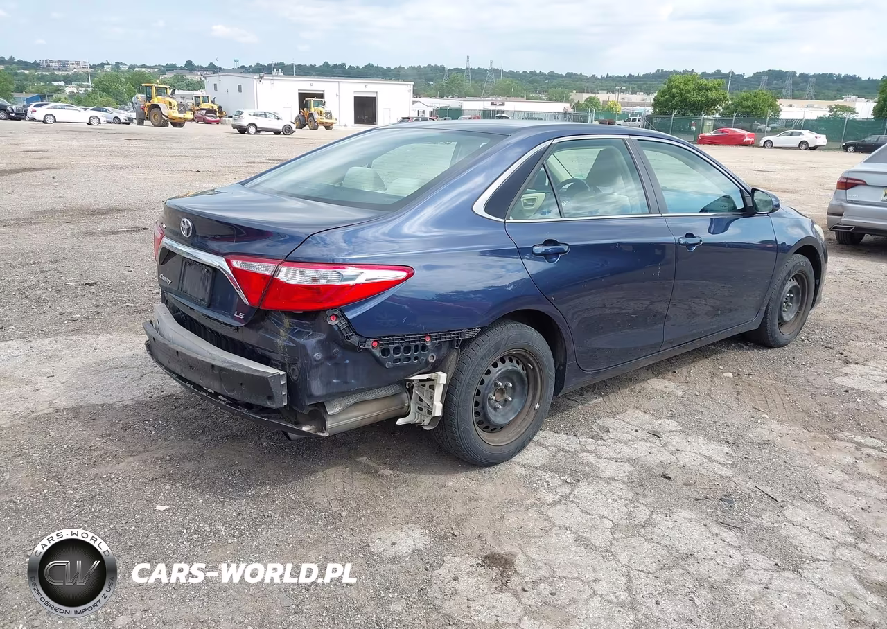 2016 Toyota Camry Le VIN:4T4BF1FK9GR542322 - 4
