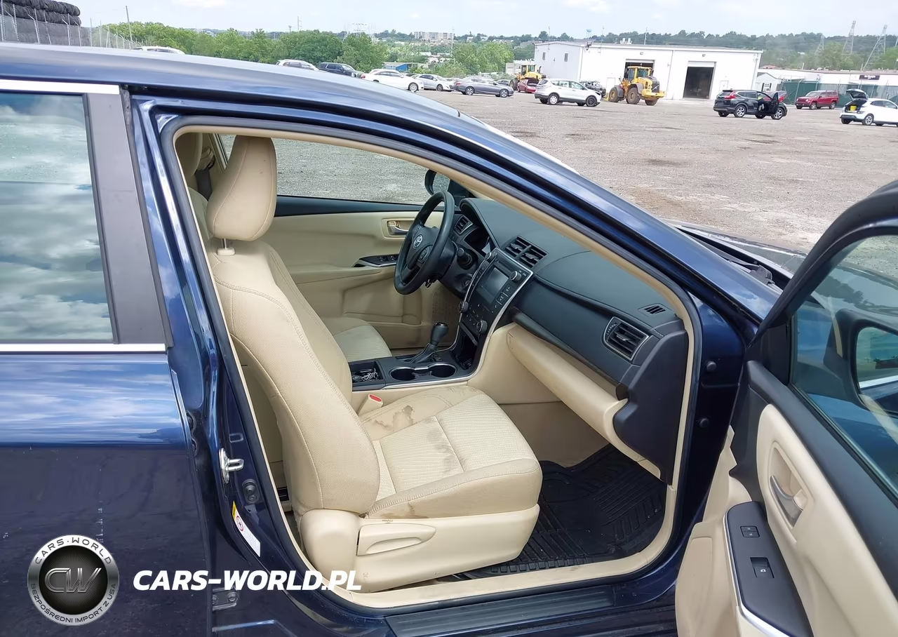 2016 Toyota Camry Le VIN:4T4BF1FK9GR542322 - 5