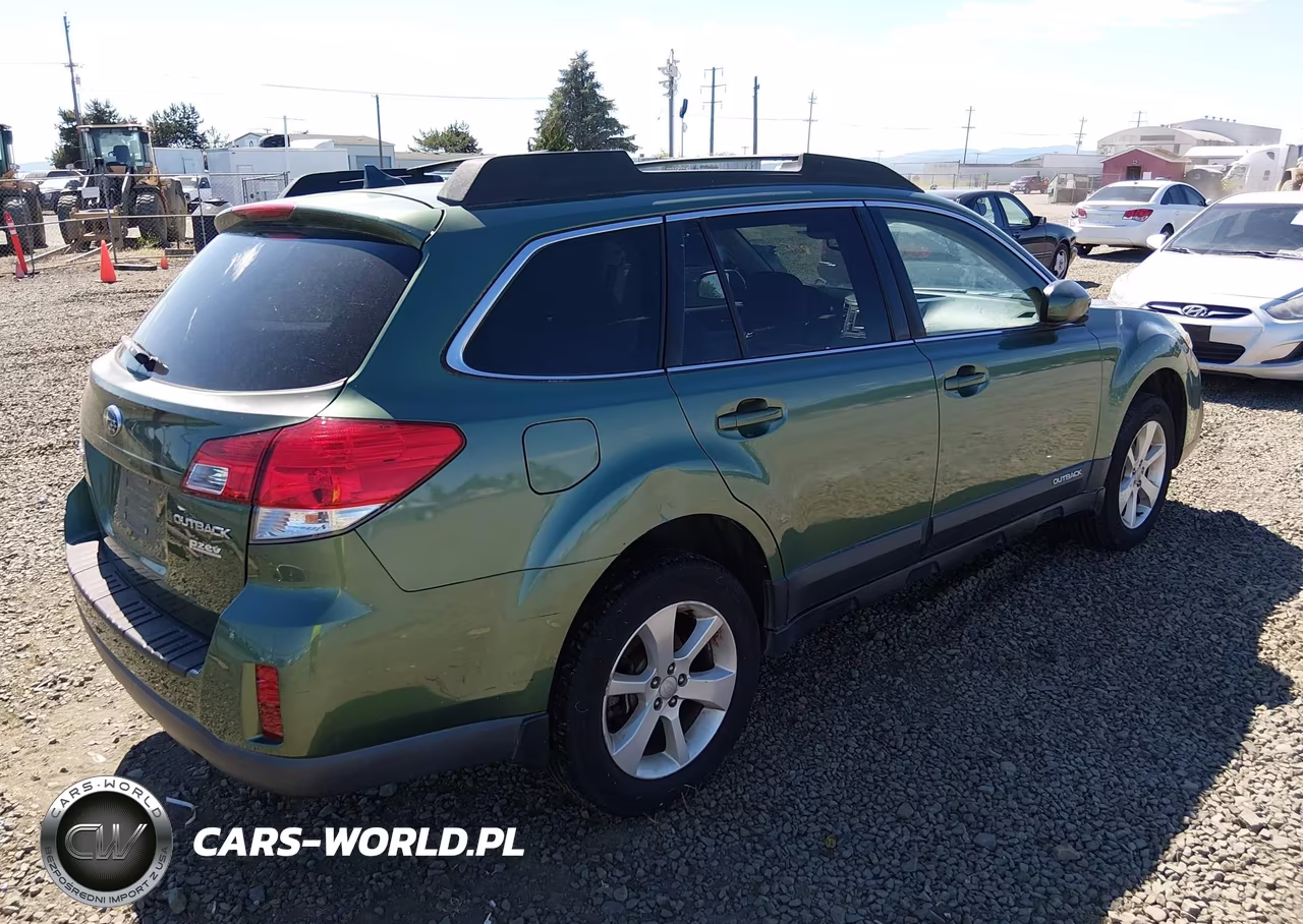 2014 Subaru Outback 2.5I Premium VIN:4S4BRBCC5E3227265 - 4