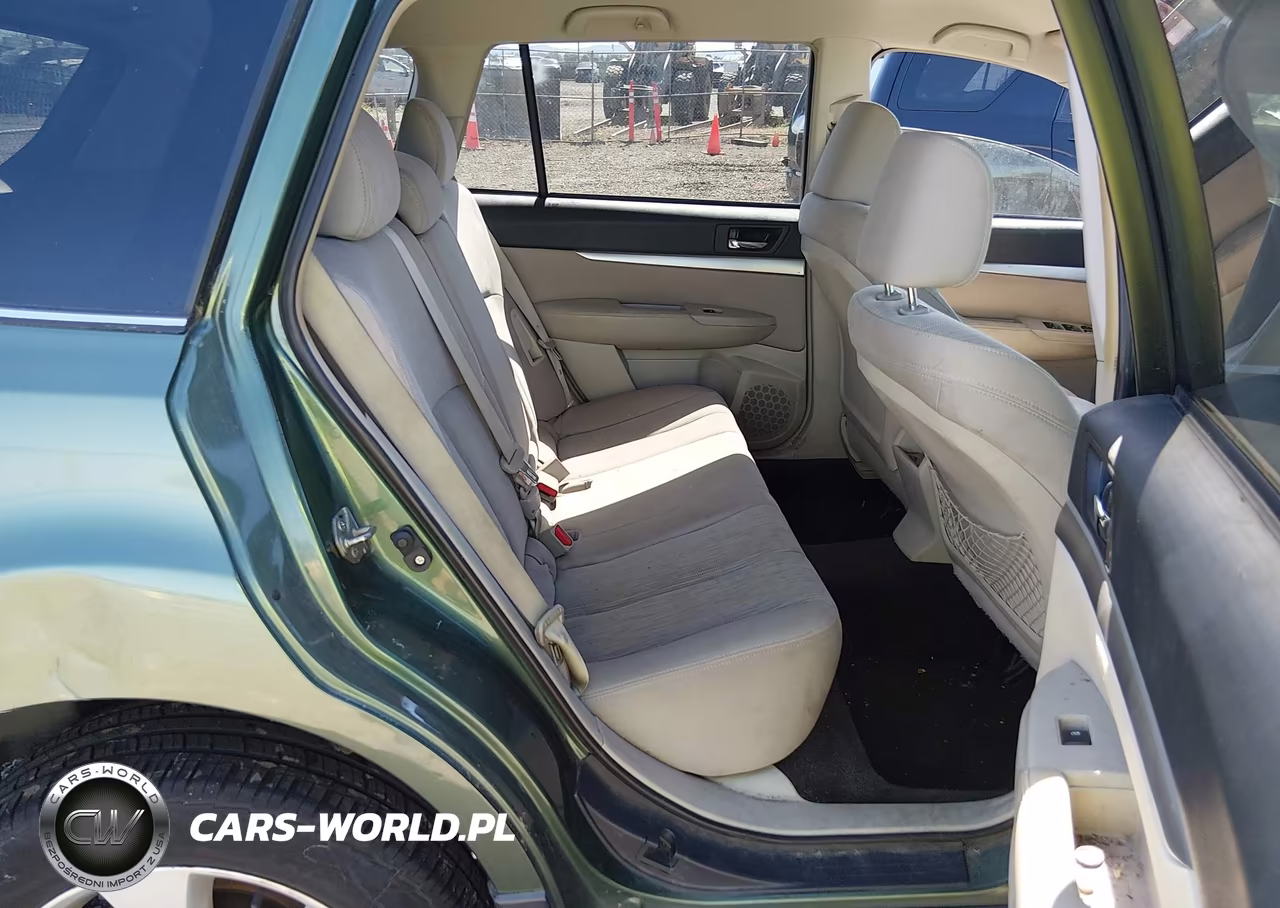 2014 Subaru Outback 2.5I Premium VIN:4S4BRBCC5E3227265 - 8