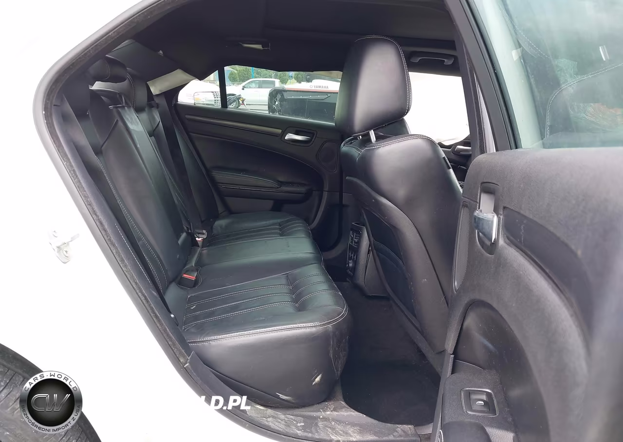 2014 Chrysler 300 300S VIN:2C3CCABG7EH380207 - 8