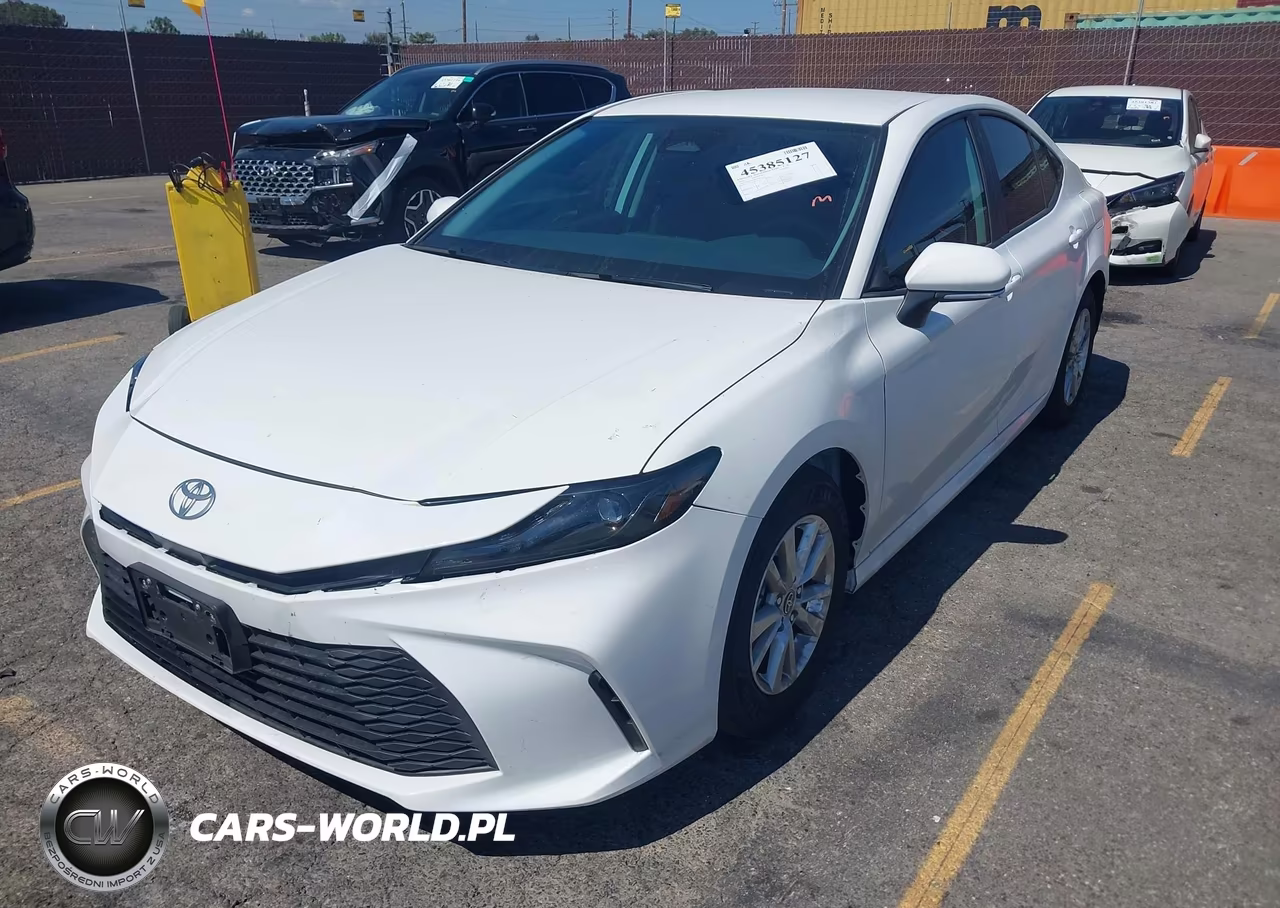 2025 Toyota Camry Le VIN:4T1DAACK6SU177757 - 2