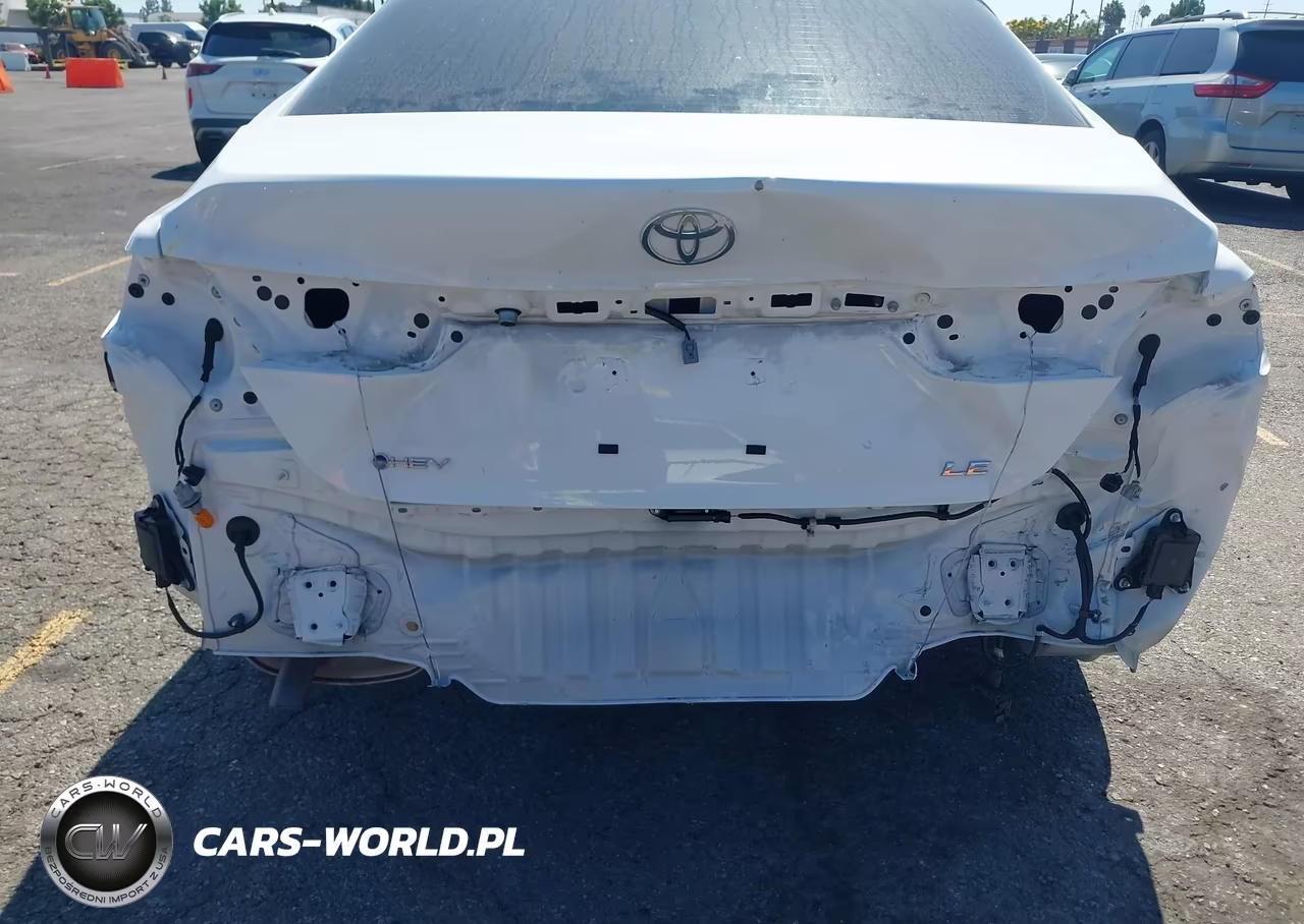 2025 Toyota Camry Le VIN:4T1DAACK6SU177757 - 6